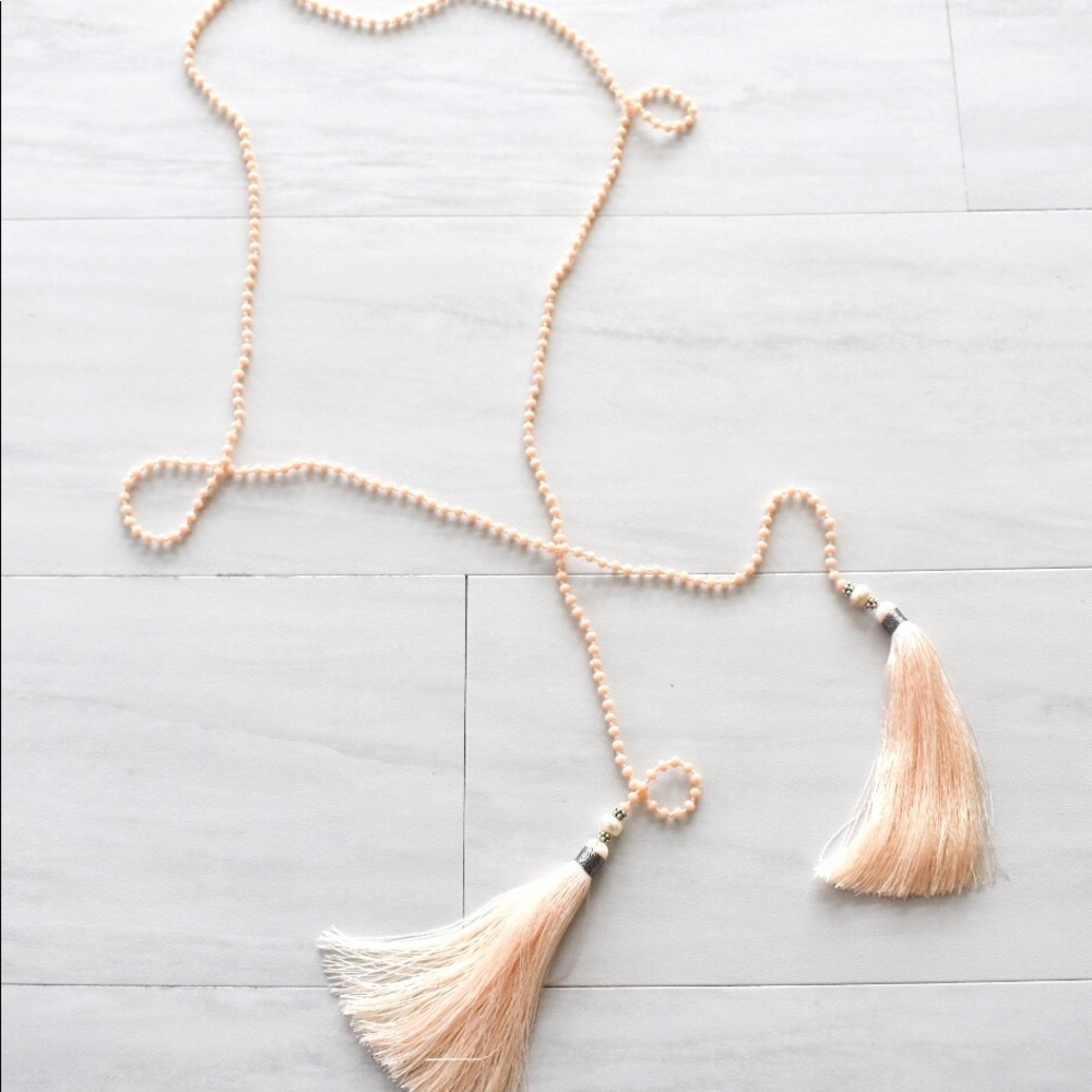 Lanet tassel Necklace